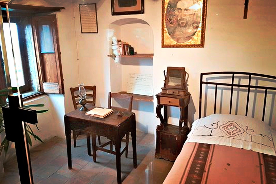 Pietrelcina: The small Tower Room of Padre Pio (la Torretta)